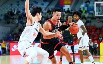 NBA录像回放-犯规频发罚球69次！广厦山西一战尺度拉满，裁判判罚引热议